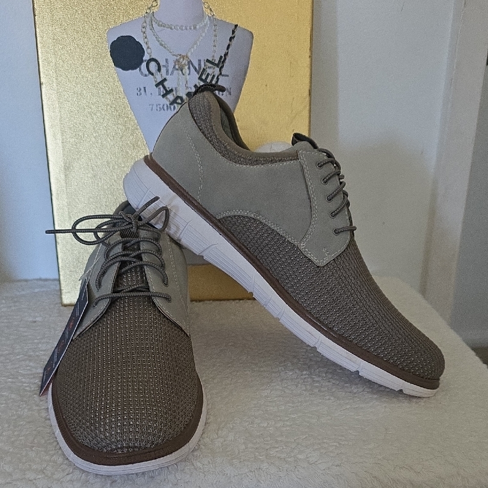 NWT Dockers Men's Oxford Shoes - Brown and Gray Size 9.5